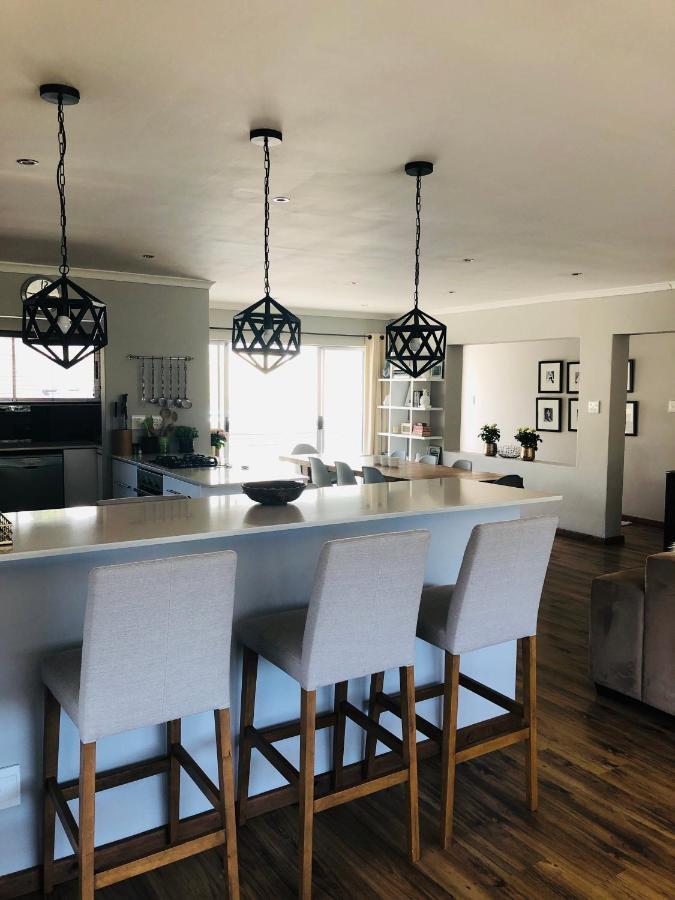 Whale Bay Villa Фиш Хук Екстериор снимка